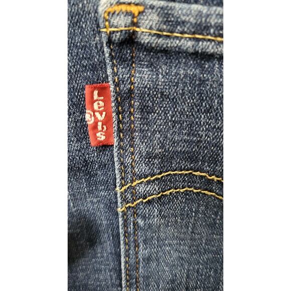 Levi's Jeans Women 10S Short Bootcut Mid Rise Medium Wash Denim - Picture 9 of 16